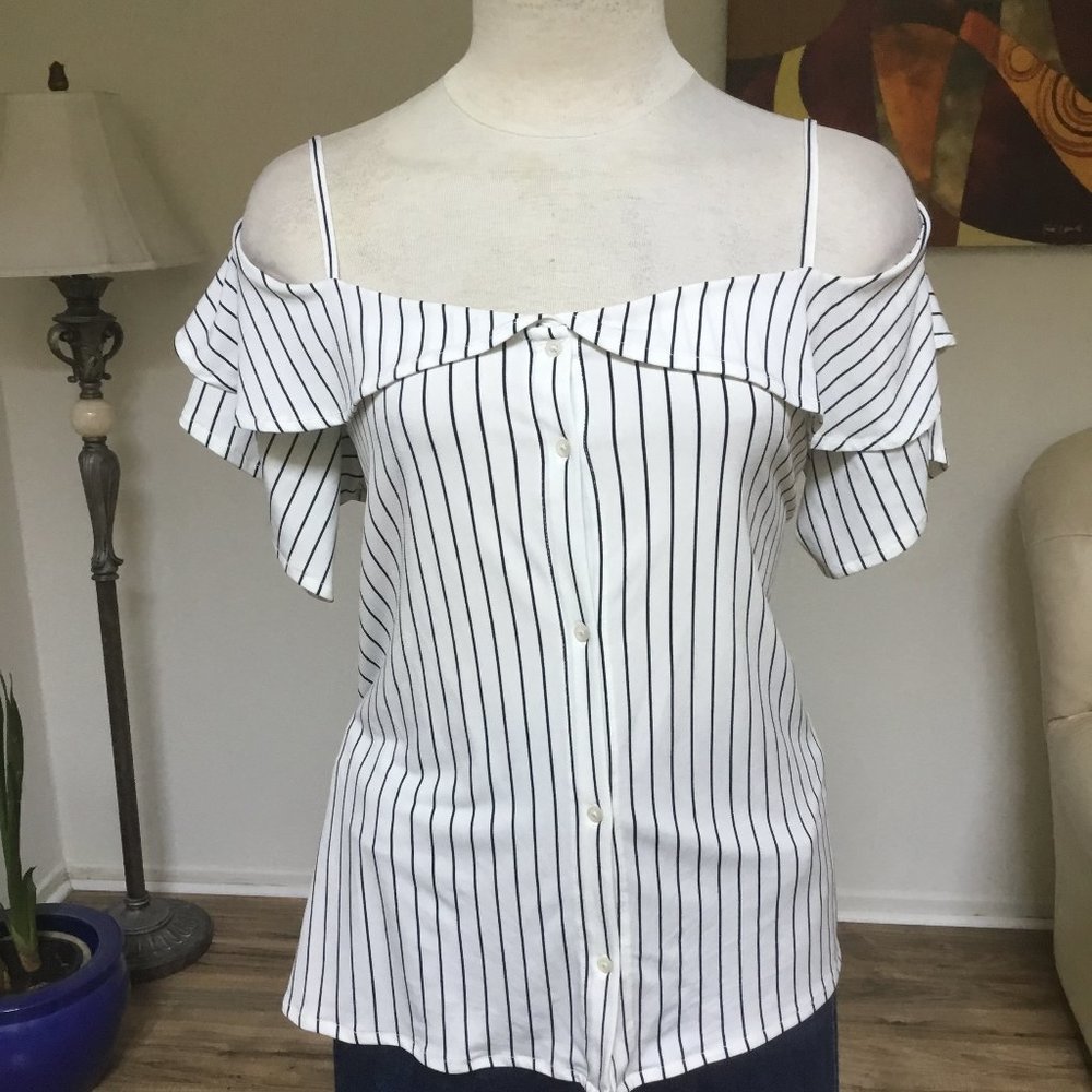BANANA REPUBLIC Striped Top Blouse Cold Shoulder Button Down Ruffled Stretchy M